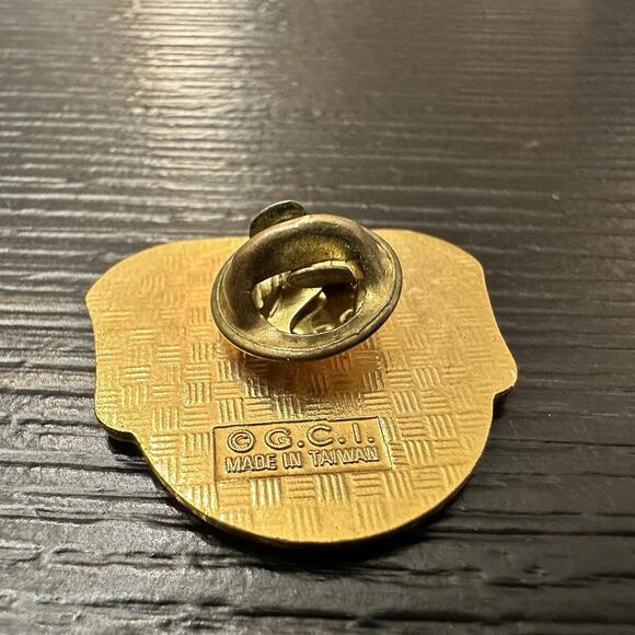 Vintage Gold Tone Texas Star Red Blue Yellow Lapel Hat Pin VGC - Picture 4 of 6